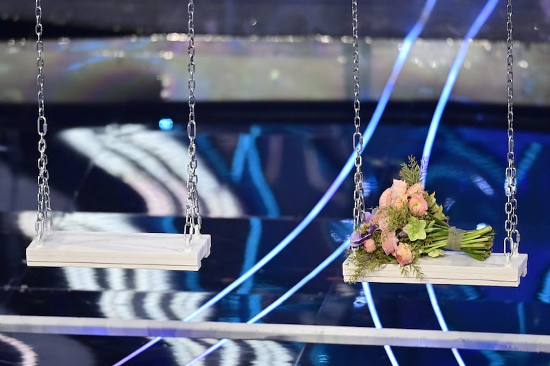 Sanremo 2024: ecco il look della finalissima del Festival di Mr.Rain 5