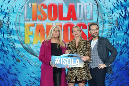 Isola dei Famosi 2018, Alessia Marcuzzi e gli opinionisti 12