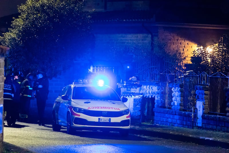 Campobasso, madre e figlio trovati morti in casa. Ipotesi omicidio-suicidio