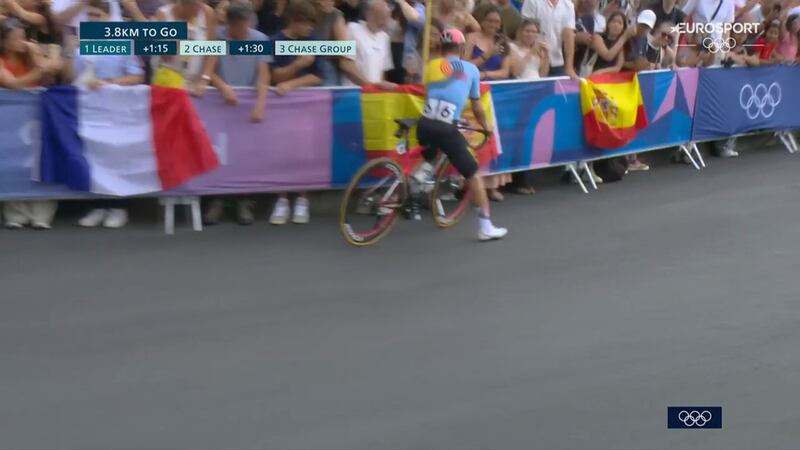 Evenepoel foratura screenshot Parigi 2024