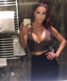 Antonella Mosetti provocante su Instagram  5