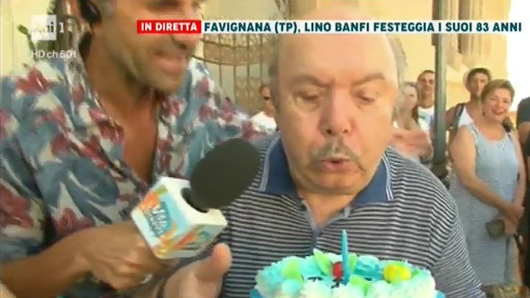 Lino Banfi compie 83 anni e confessa: "Vorrei rivivere il giorno in cui mi sposai con Lucia"
