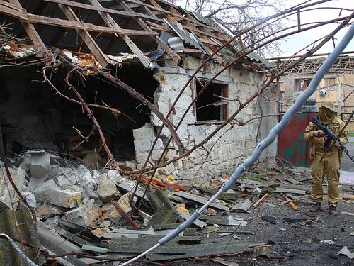 Mariupol sta per cadere. "I morti sono più di 10mila. Questa è l'ultima battaglia"