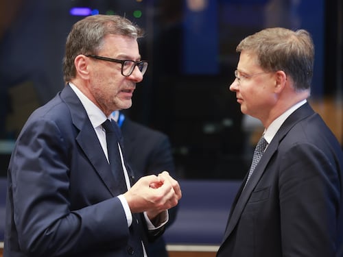 Bollo auto, Bruxelles apre alla proposta di Giorgetti