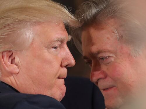 Bannon chiede scusa "Trump jr patriota e per bene"
