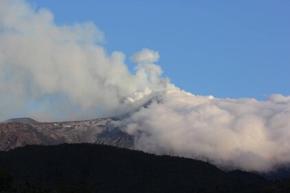 Le spettacolari immagini dell'Etna 4