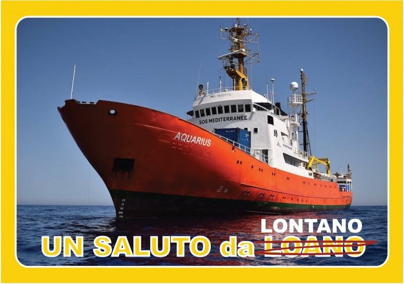 Le cartoline choc contro Salvini 9