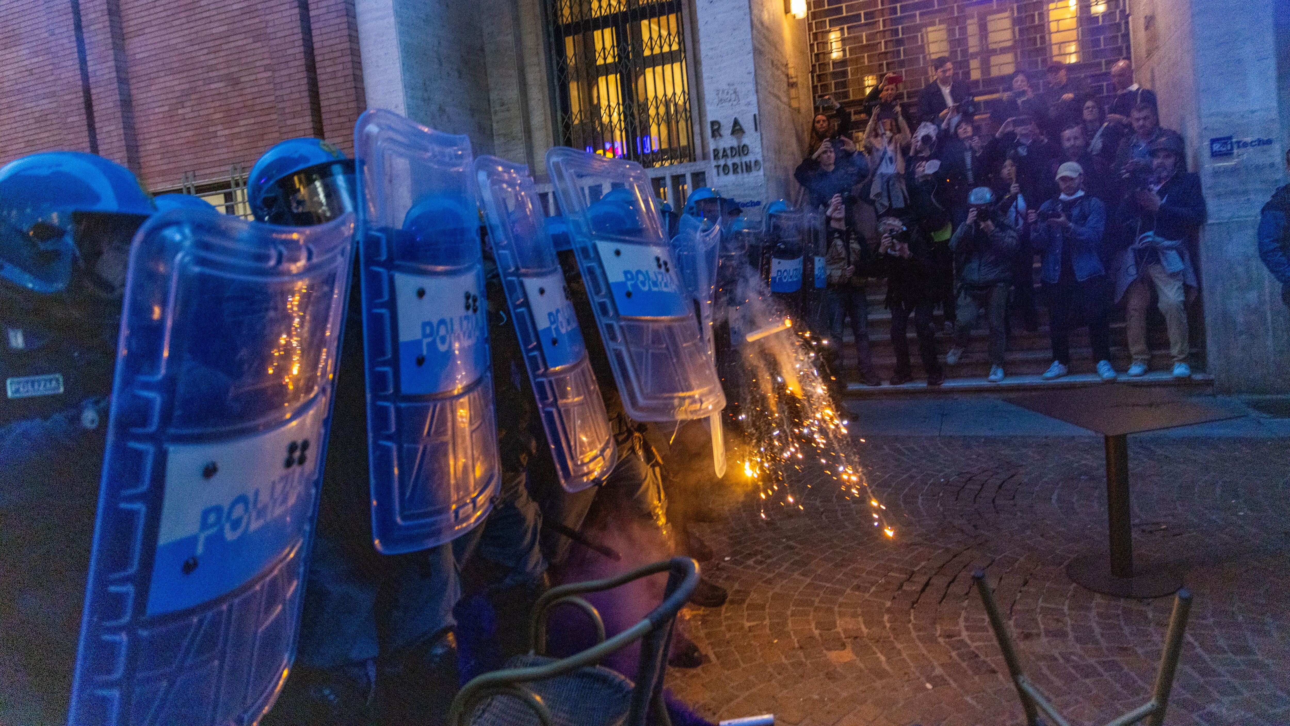 Indagati e poi prosciolti: il calvario dei poliziotti