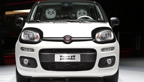 La Fiat presenta la "Kung Fu Panda" 2