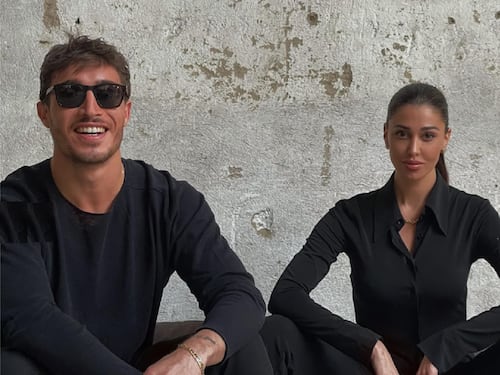 "Mi vergogno...". Il passo indietro di Antonino Spinalbese dopo la rissa (social) con Belen Rodriguez
