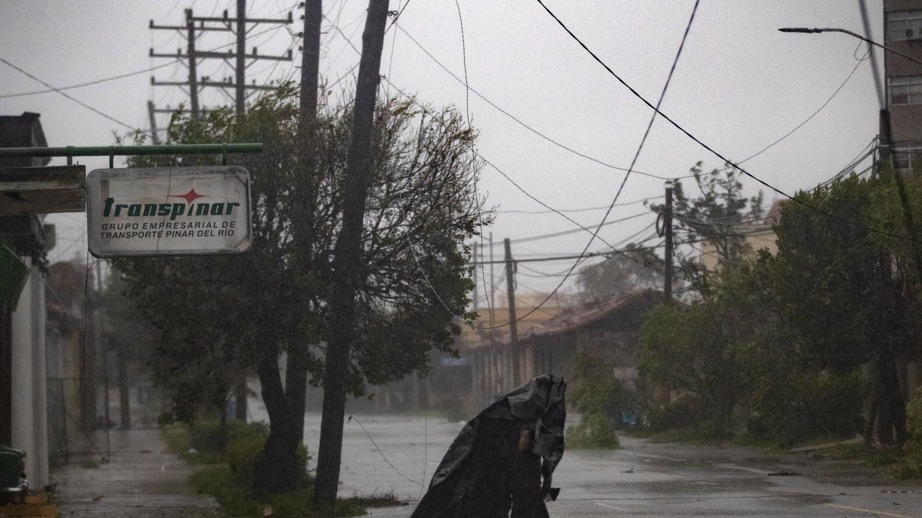 Uragano Ian, la Florida trema. "Avrà un impatto devastante". Già colpita Cuba: blackout totale