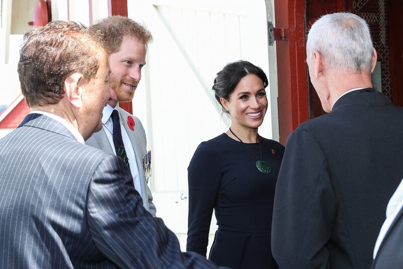 Meghan Markle e il Principe Harry superstar del Royal Tour: foto 7
