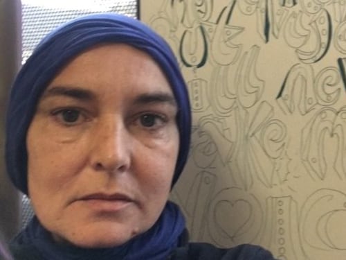 Sinead O'Connor lascia Twitter: "Vittima di stalking"