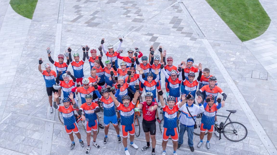 L'Atm si alza sui pedali Presidente e direttore capitani alla Deejay ride
