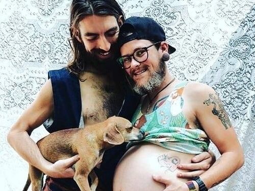 Transgender rimane incinta del gay. L'incredibile storia dal Texas