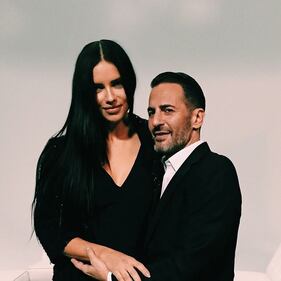 Adriana Lima regina di sensualità: gli scatti più hot della modella brasiliana 44