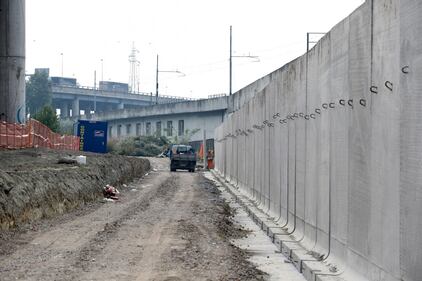 Il muro anti droga a Rogoredo 1