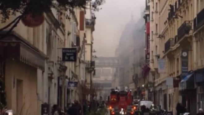 Rimase ferita in un’esplosione a Parigi. Angela Grignano torna a casa