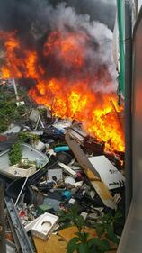 Nuova bomba rifiuti a Roma: la metà rischia di restare in strada
