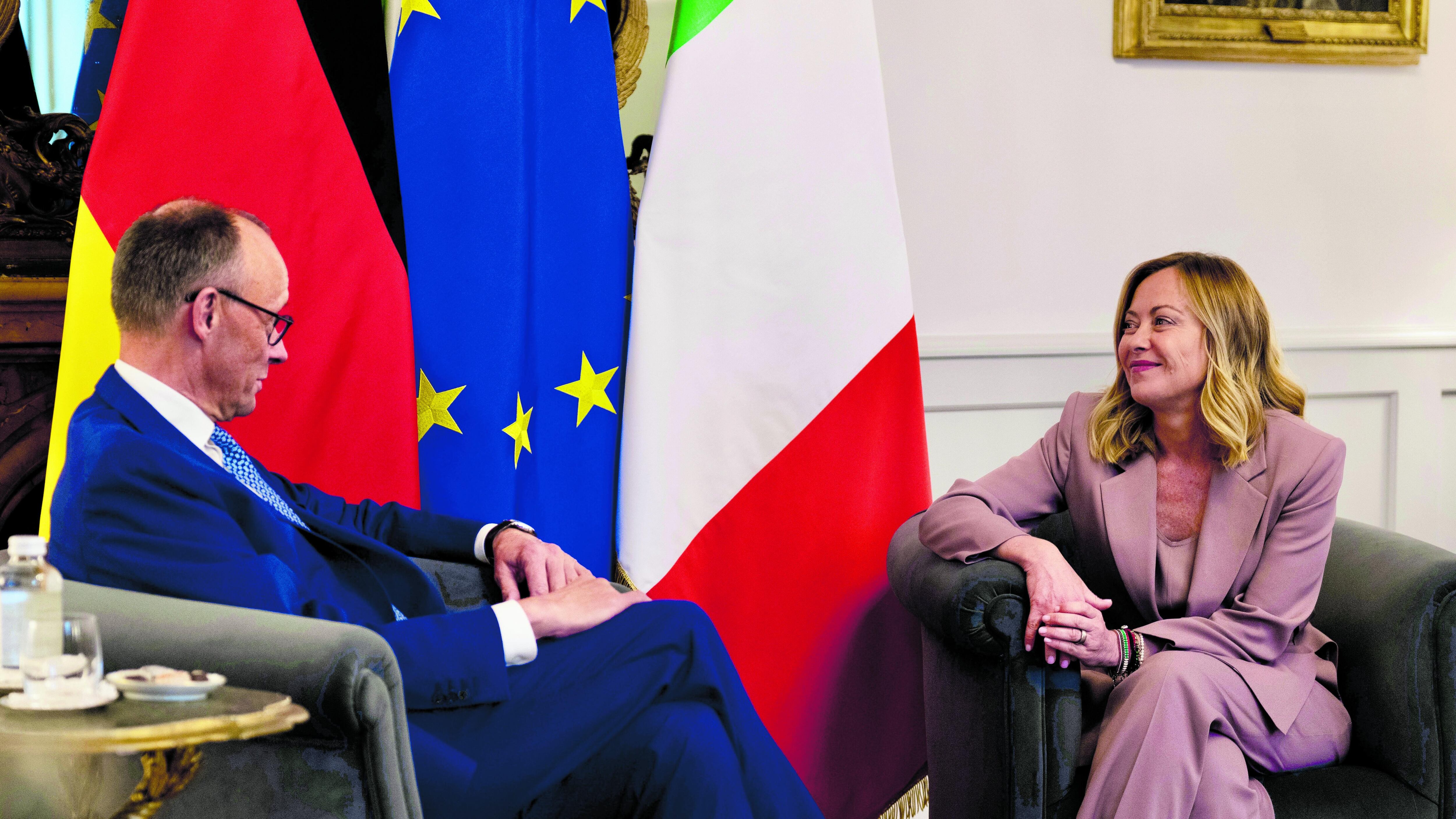Migranti, asse Meloni-Merz. L'Ue immagina soluzioni nuove