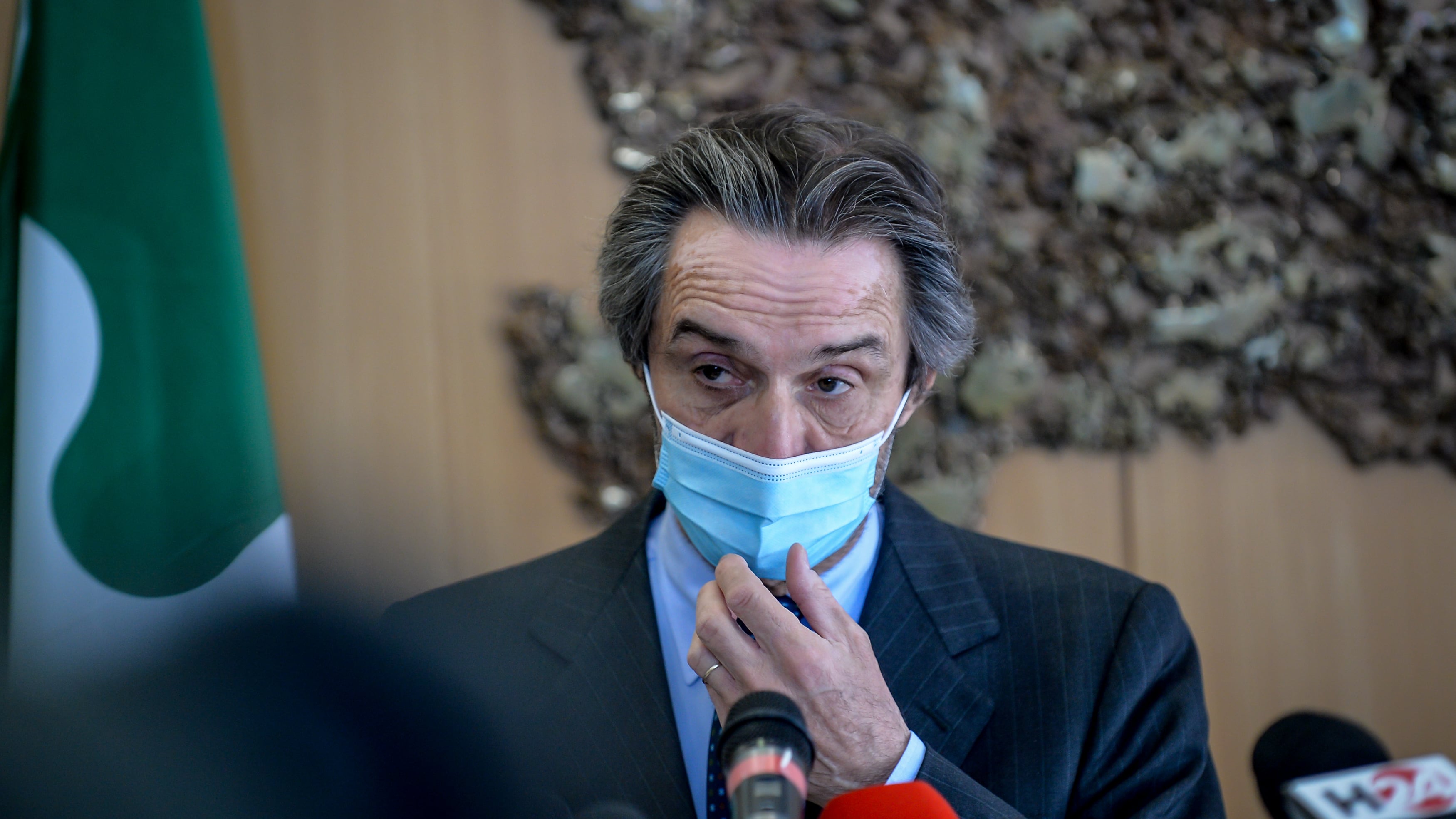 La Lombardia compatta rifiuta aiuti da Roma. "Sui sieri numeri ottimi e ora acceleriamo"