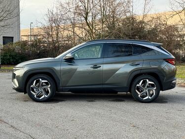 Hyundai Tucson PHEV: guarda la gallery del SUV ibrido plug-in con 265 CV 7