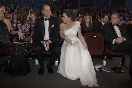 Kate Middleton in bianco ai Bafta 2019 9