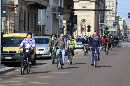 Milano, una «domenica a spasso» 12