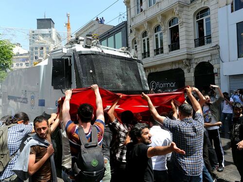 La parabola di Erdogan: da aspirante sultano ad apprendista dittatore