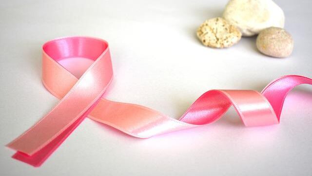 Tumore al seno, ecco perché le metastasi si diffondono alle ossa