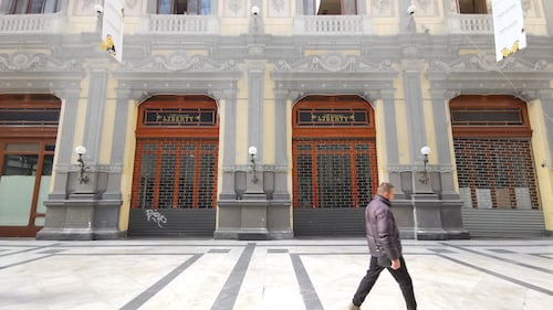 La desolazione della Galleria Principe di Napoli 2