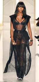 Naomi Campbell, 45 anni da Venere Nera 22