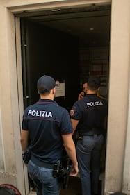 Dai sotterranei fanno un buco ed entrano da Bulgari: bottino di 500mila euro 4