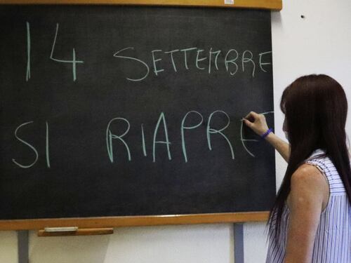 Classi a singhiozzo panico da influenza e rischio scioperi. La scuola? Un rebus