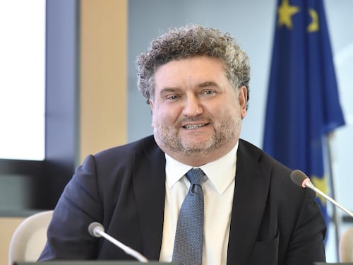 Mattinzoli segue Gelmini e lascia. Rizzi assessore per Forza Italia