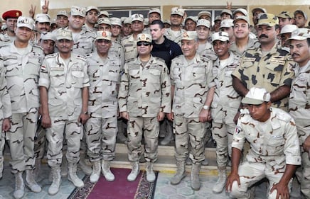 Sisi in visita in Sinai dopo l'offensiva dei jihadisti 5