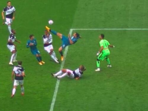 "Tu dammi il pallone, poi io..." Cos'è successo prima del "colpo" di Ibrahimovic