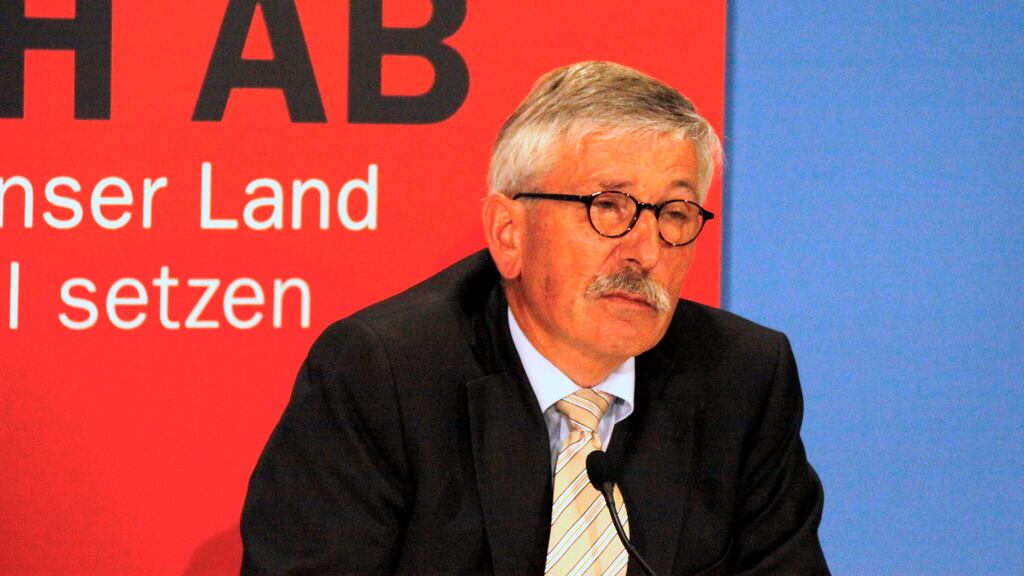 L'Spd esulta: espulso definitivamente il suo esponente anti-islam Thilo Sarrazin