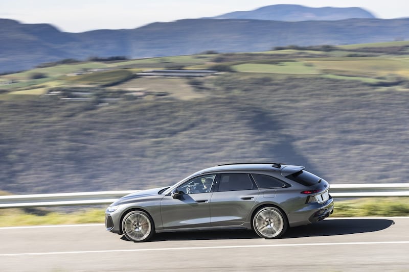 Audi A6 e-hybrid: guarda la gallery 15