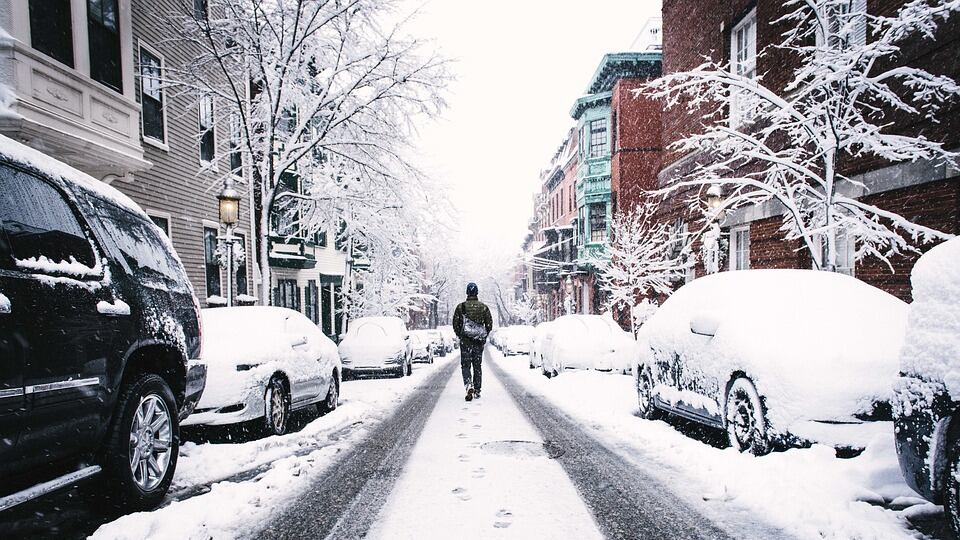 Maltempo, italia spezzata in due: torna la neve al centro-sud, siccità al nord