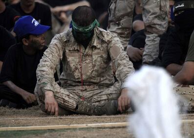 Hamas "diploma" le reclute del campo estivo 8