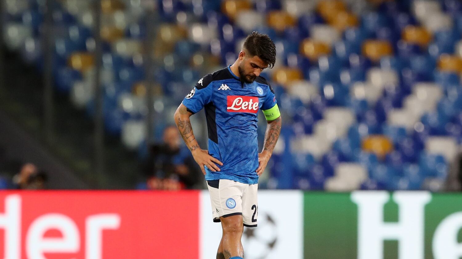 Napoli, messa in vendita carta igienica con la faccia di Insigne