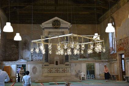 Chiesa trasformata in moschea: ecco le immagini dall'interno 5