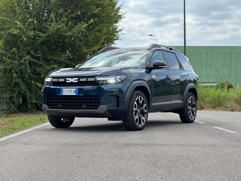 Dacia Bigster Hybrid: guarda la gallery del nuovo SUV ibrido full 2