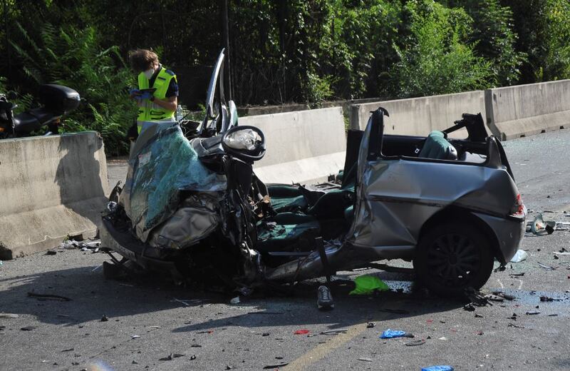 Incidente mortale tra un'auto e un bus a Torino 5