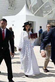 Rihanna super sexy alla Fondazione Vuitton 2