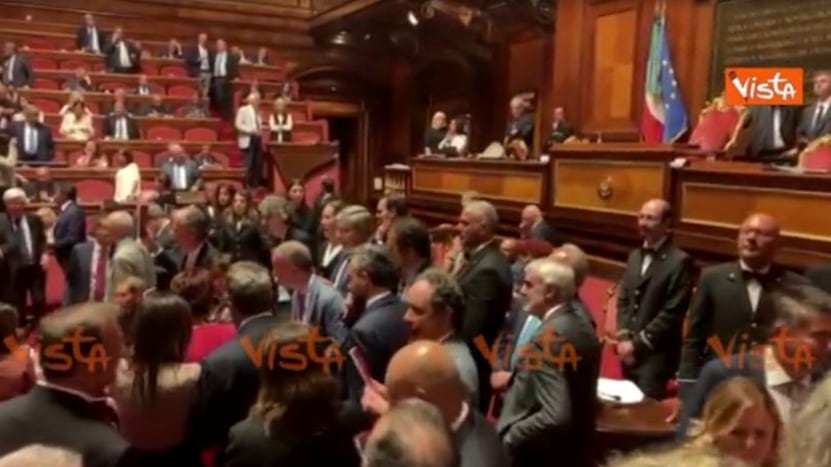 "No a seggio in più al M5S": e il Pd occupa il Senato