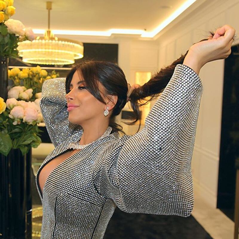 Lady Fabregas impazza sui social 7