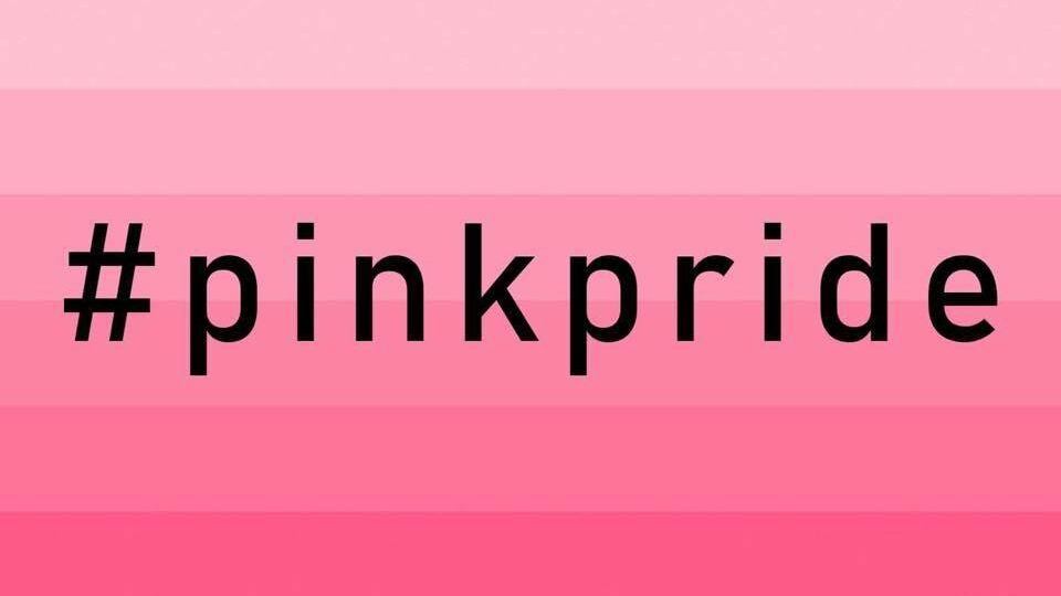 Critiche sull'hashtag "Io leggo rosa"