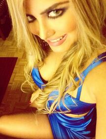 Camilla Gimenez, sexy tifosa brasiliana 5